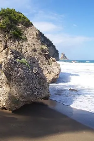Ξενοδοχείο με διαμερίσματα Summer Dream & Άγιος Γόρδιος