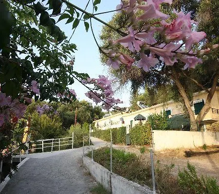 Ξενοδοχείο με διαμερίσματα Summer Dream & Άγιος Γόρδιος
